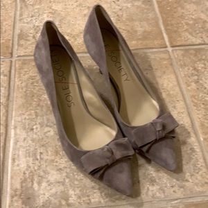 Sole Society Heel in a Grey / Taupe color